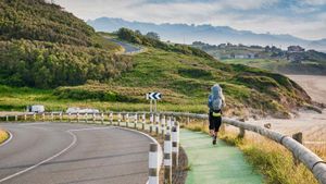 Documentário - Santuário Compostela - Desbravando Caminhos e Sabores - SANTUÁRIO COMPOSTELA - DESBRAVANDO CAMINHOS E SABORES.