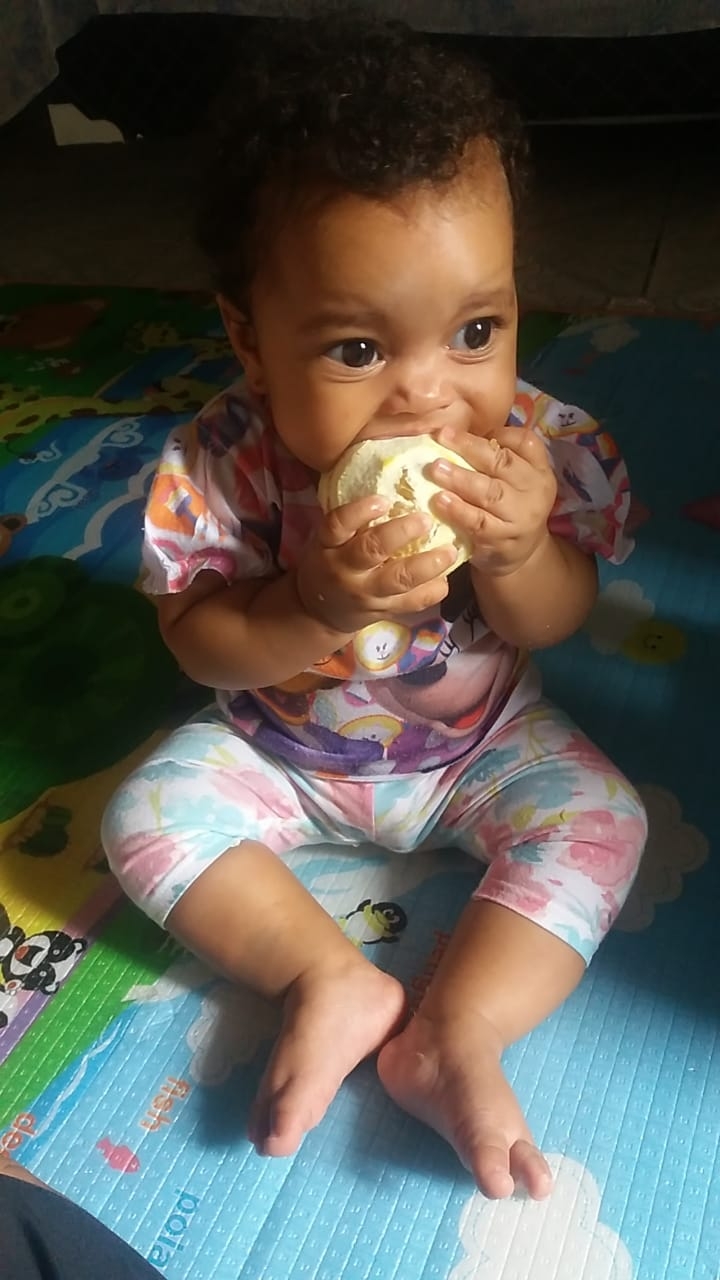 Caridade e Filantropia - Ajude a vó manter a Isa