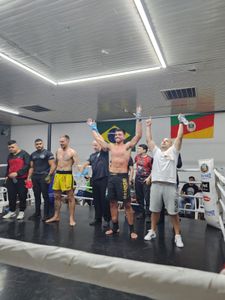 Precisamos de você, ajude-nos a representar o Brasil no mundial de Kickboxing - Precisamos de você, ajude-nos a representar o Brasil no mundial de Kickboxing