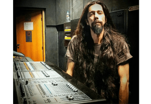 Música - Álbum de estreia da Tantum