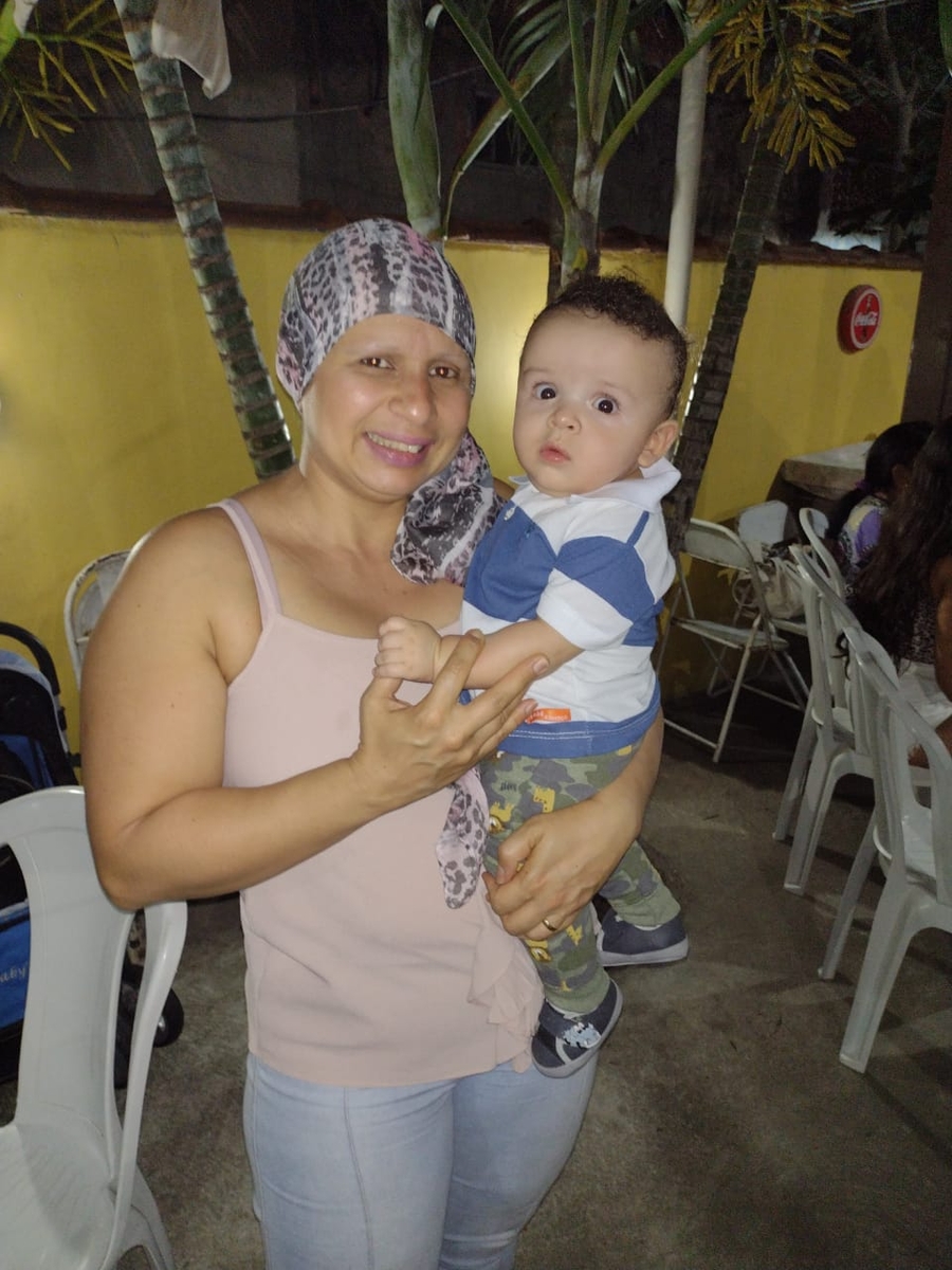 Vaquinha Online - Ajude Roberta Melo contra o Câncer