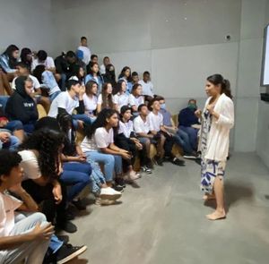 Empreendedorismo e Pequenos Negócios - Arte se aprende fazendo Arte!