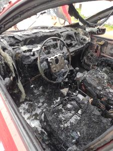 MEU CARRO PEGOU FOGO imagem 6