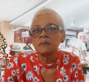 Uma História de Resiliência: Apoie Minha Jornada