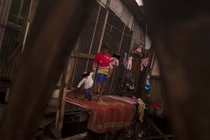 Crowdfunding - LAPIDANDO IDENTIDADES