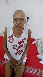 Vaquinha Online -  Me ajudem a vencer o câncer maligno no fígado!  