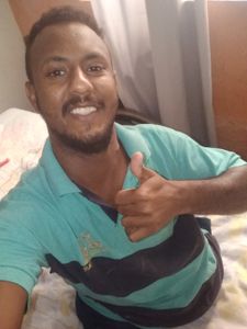 Educação - Campanha ajudando o Pedro Henrique comprar uma cadeira motorizada e materiais curativos 