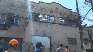 Resgatando a Dell'Abitare das cinzas! - Resgatando a Dell'Abitare das CINZAS!