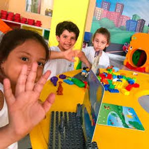 Vaquinha Online - Ajuda para uma estudante pobre 