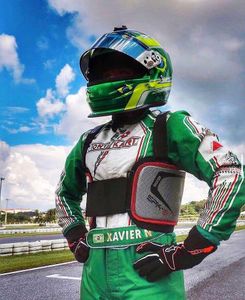 Esportes - Ajude a Natalia a tirar a carteira B de piloto 