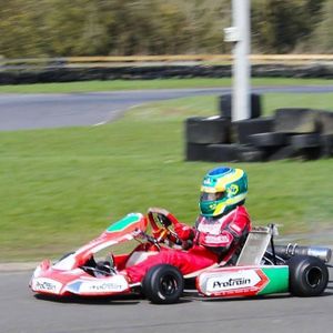 Ajude a Natalia a tirar a carteira B de piloto  imagem 8