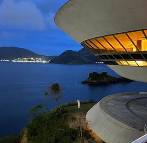 CATÁLOGO EXPOSIÇÃO ABISMO NO MAC imagem 10