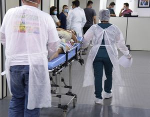 Vaquinha Online - Ajuda a minha mãe 