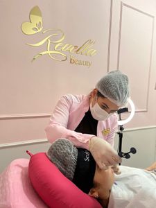 Lojinha Online - Revella Beauty: da superação nasce um sonho que transforma vidas, porque quando uma mulher se levanta, ela levanta muitas outras.