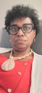 Ajude a Professora Edna a Recuperar os Movimentos e Vencer a Polimiosite!