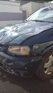 Concertar o carro tive um acidente com ele e ficou dessa forma pra arrumar fica 3000 quem poder me ajudar ficarei grato 🙏 - Ajuda pra arrumar meu carro 