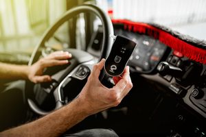 Start Up e Tecnologia - Juntos pela segurança nas estradas – Apoie o EtilApp!