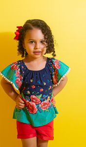 Ajude a Helena a ser modelo - Realize o Sonho de uma Estrela: Apoie Helena, a Pequena Estrela Destinada a Brilhar como Modelo!