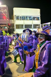 Me ajude a desfilar em 2026