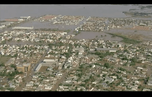 Refugiados - Enchente canoas rs 