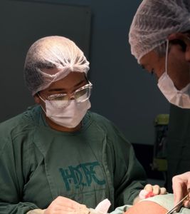 Duas Irmãs, Um sonho: Ajude-nos a Celebrar a Nossa formatura de Medicina!🎓  imagem 7