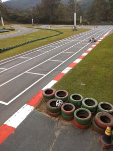 Esportes - Me ajudem a representar as mulheres e o Brasil nas pistas.