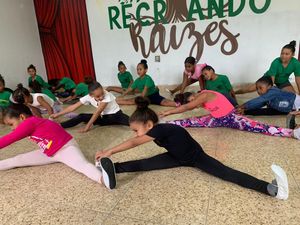 Refeitório Para o Recriando Raizes imagem 8