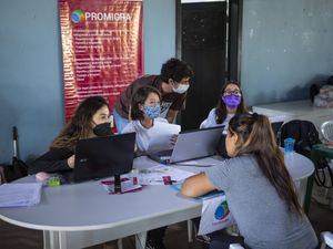 Ajude a Publicar o Livro do ProMigra - Ajude a Publicar o Livro do ProMigra