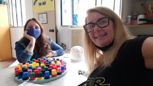 Me ajude a ajudar crianças com dificuldades de aprendizagem e com deficiência. 