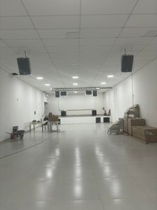 Crenças e Religião - Cadeiras igreja Batista monte siao 