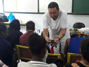 Vaquinha Online - Livro 'Pai Antero a Caminho de Aruanda