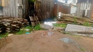 Causas e Comunidade - AJUDE A DONA SÔNIA A RECONSTRUIR SUA CASINHA