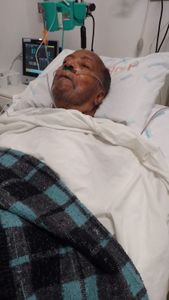 Vaquinha Online - Ajudando o Srº José Bento