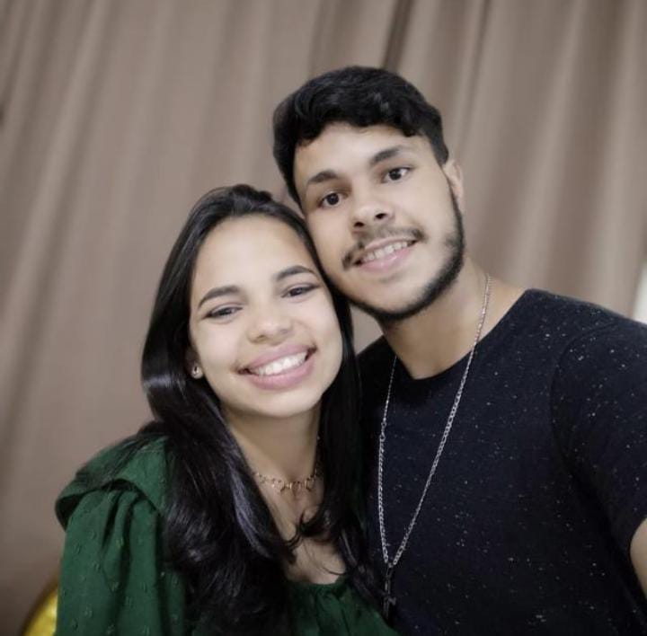 Casamento de Celso Lacerda Júnior e Helane Cunha da Silva - Venha ajudar os corações do Juninho e da Helane a se tornar um só!