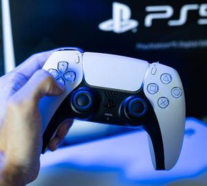 Empreendedorismo e Pequenos Negócios - "PS5 Novo em Folha! Participe da Rifa e Boa Sorte!"