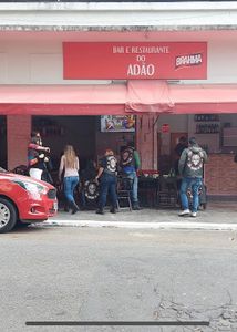 Amigos do Adão ajudam