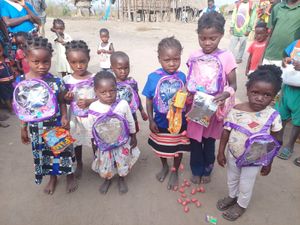 Lazaro de Oliveira Leme Filho - FRATHERNUS SEM FRONTEIRAS - Projeto Social em Moçambique