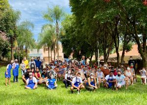 Mari faz 30 (Mary turns 30)