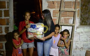 "Solidariedade em Ação: Juntos por um Mundo Melhor" imagem 6