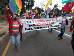 "Orgulho de Ser Solidário: Apoie a Comunidade LGBTQIAP+ - Orgulho de Ser Solidário: Apoie a Comunidade LGBTQIAP+