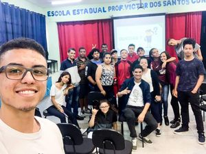Palestra nas escolas públicas sobre carreiras para alunos do ensino médio imagem 6