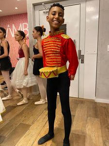 Teatro e Dança - Participar de festivas 