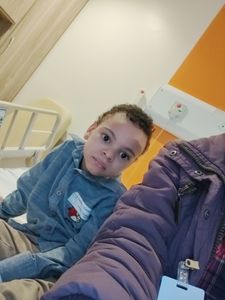 Ajuda o Lucas continuar o tratamento médico para síndrome rara imagem 8