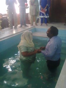 Caridade e Filantropia - A Igreja da Salvação na Índia precisa do nosso apoio!