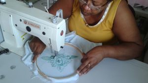 COSTURANDO A INCLUSÃO SOCIAL E A ECONOMIA SOLIDÁRIA imagem 9