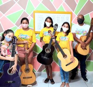 Vaquinha Online - Faça parte da compra do terreno