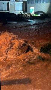 Enchentes Pompeu - Famílias vítimas da enchente