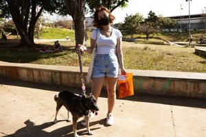 Vaquinha Online - Ajude o Projeto Carolinas a presentear mais mulheres!