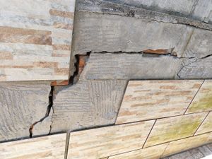 Causas e Comunidade - Recuperação da casa da Dona Amélia