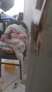 Educação - Meu quarto foi saqueado na universidade; perdi tudo